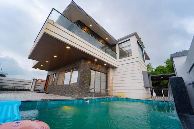 Cabana Luxury Palace Villa Lonavala Eksteriør bilde